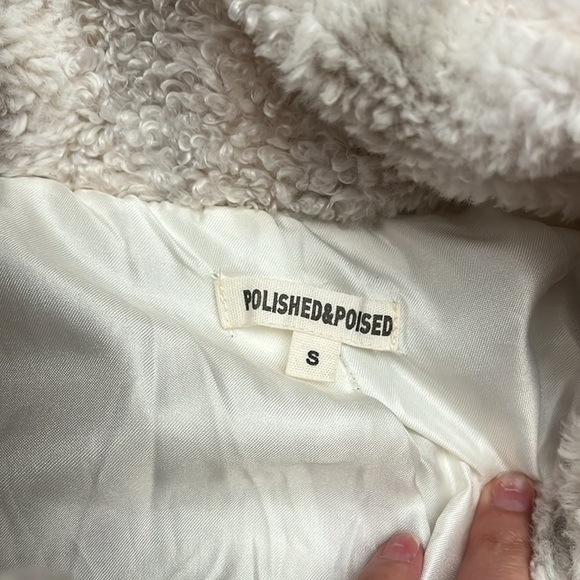 “Polished & Poised- Faux Fur Coat size small” - Picture 4 of 7